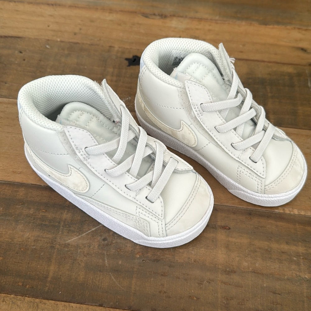 Nike Blazer Mid '77 "Phantom/Football Grey/White/Pale Ivory"
